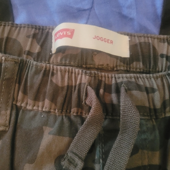 Levi's Camo Kids Pants 14 - Picture 3 of 5